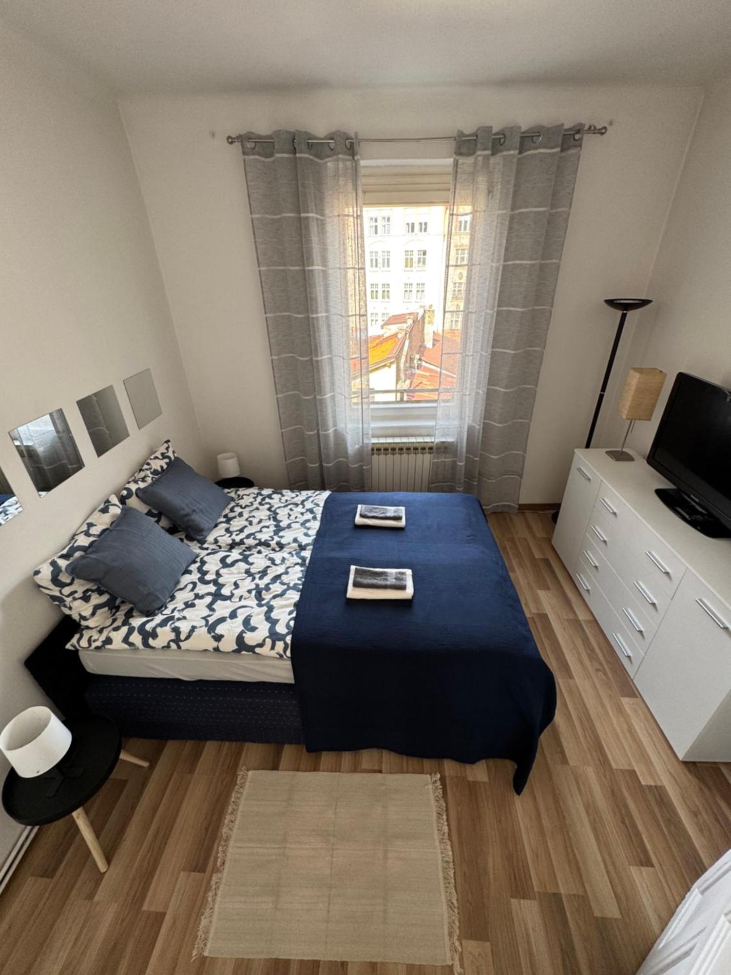 Apartment By Theatre Сараево Екстериор снимка