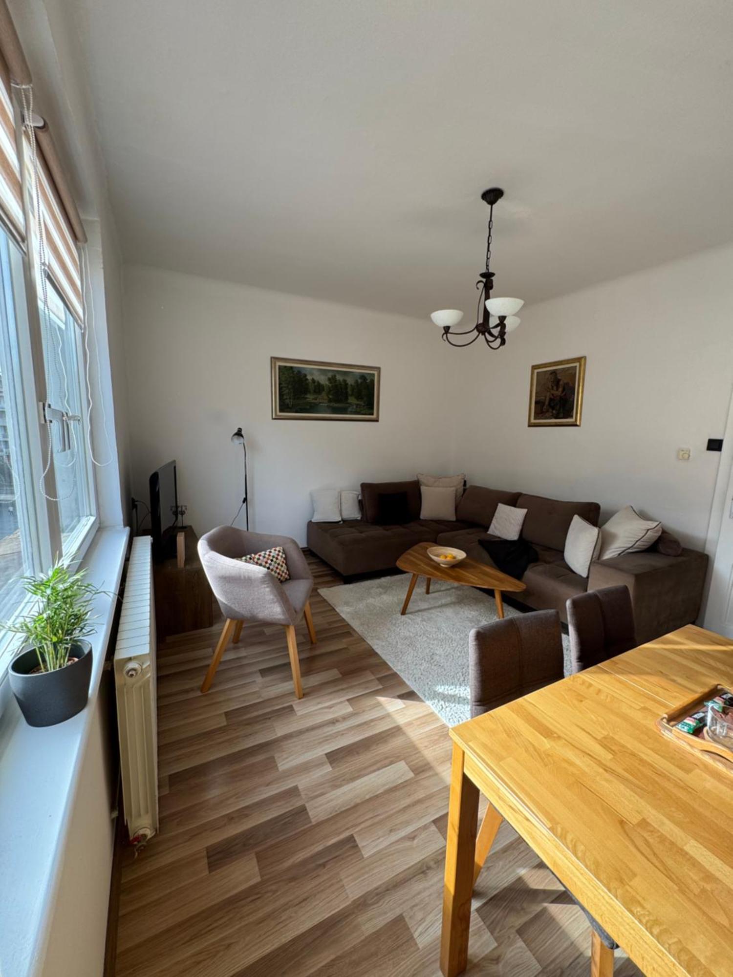 Apartment By Theatre Сараево Екстериор снимка