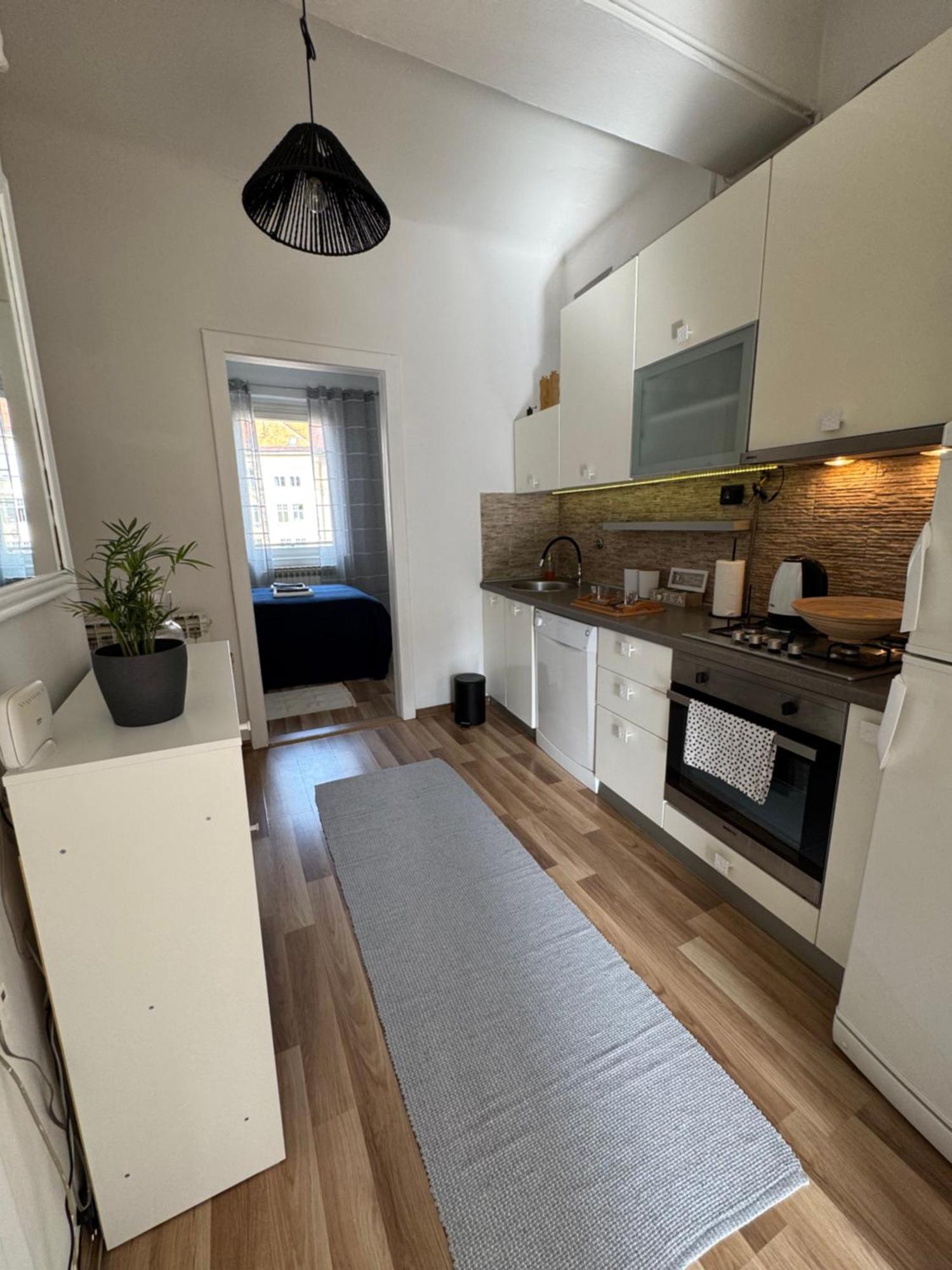 Apartment By Theatre Сараево Екстериор снимка